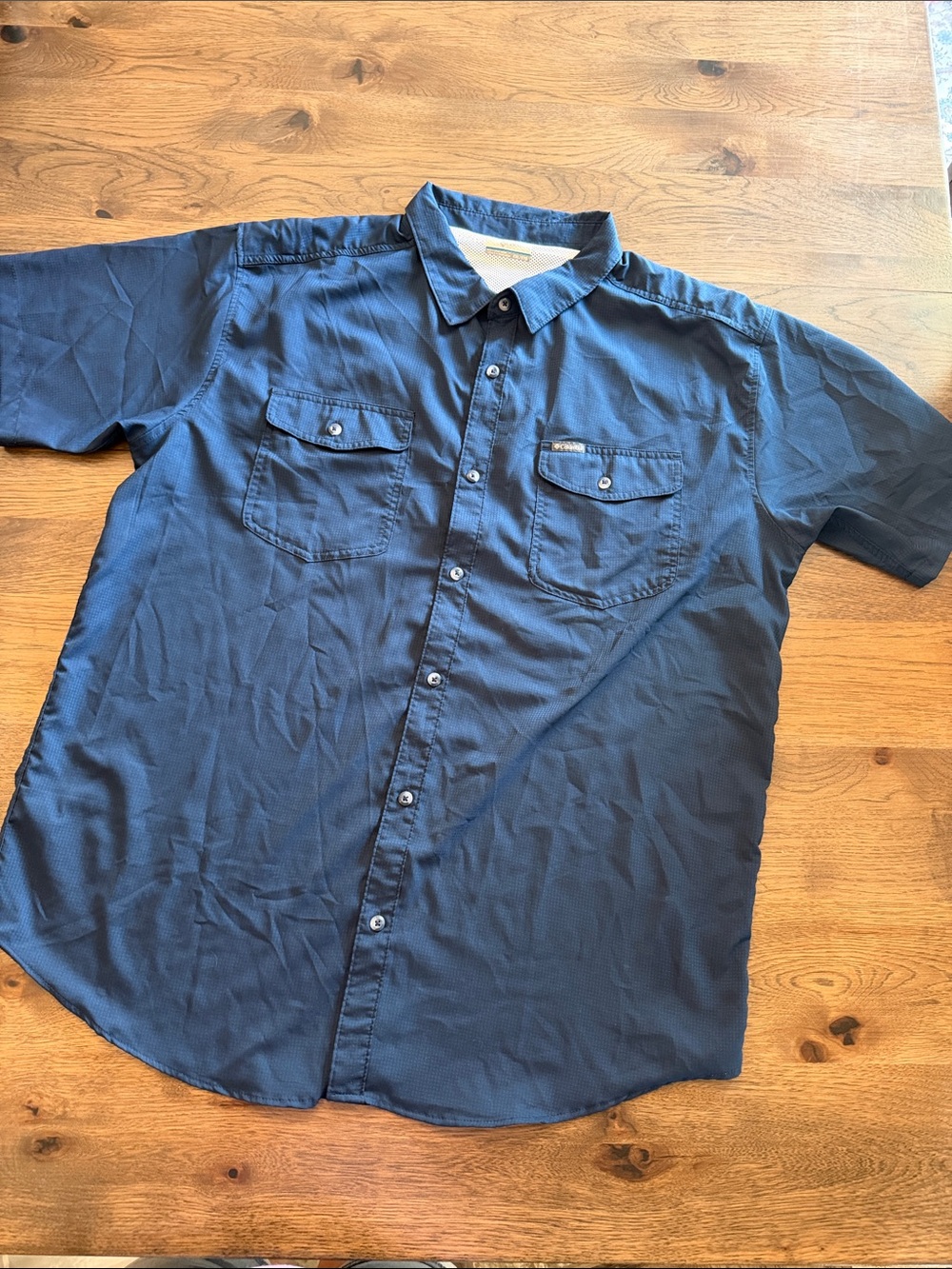 Columbia Men's XXL Navy Lightweight Button Up Omni-Wick Short Sleeve Shirt
